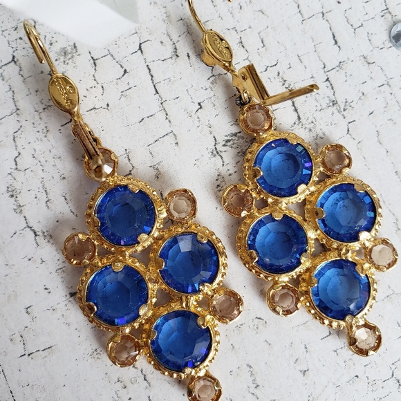 💙Sorrelli Beautiful Blue Chandelier Earrings. - Picture 3 of 8